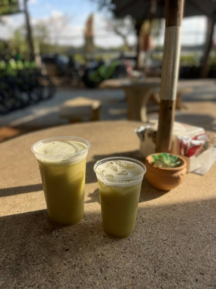 Caldo de cana e bebidas na lanchonete da Cris Bike Pampulha